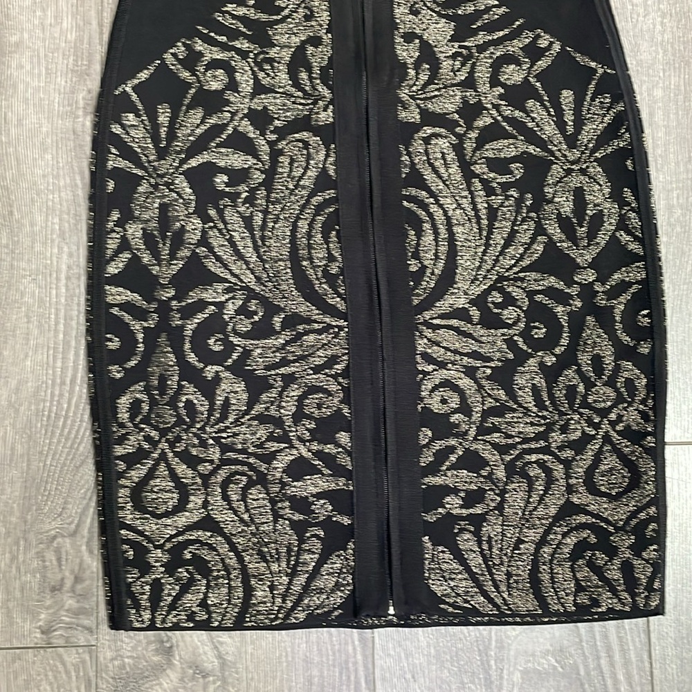 GUESS by Marciano Dress Metallic Pattern elegant Black Gold dress - Picture 7 of 12